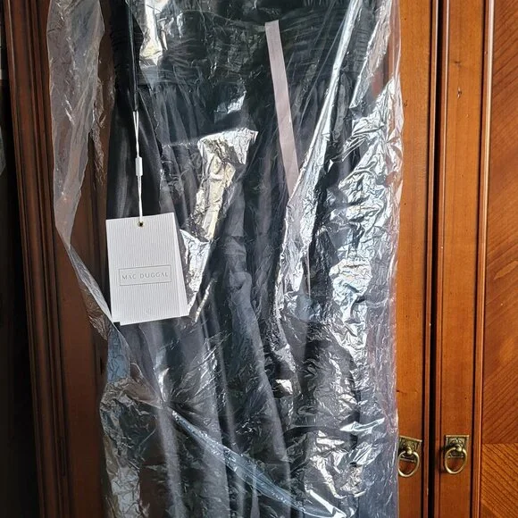 Mac Duggal Ball gown - Picture 6 of 7